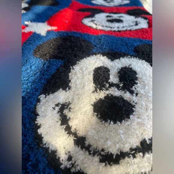 NEW Disney Mickey Mouse Super Soft Throw Blanket Large Red Blue Blocks 50" x 70" - Picture 2 of 9